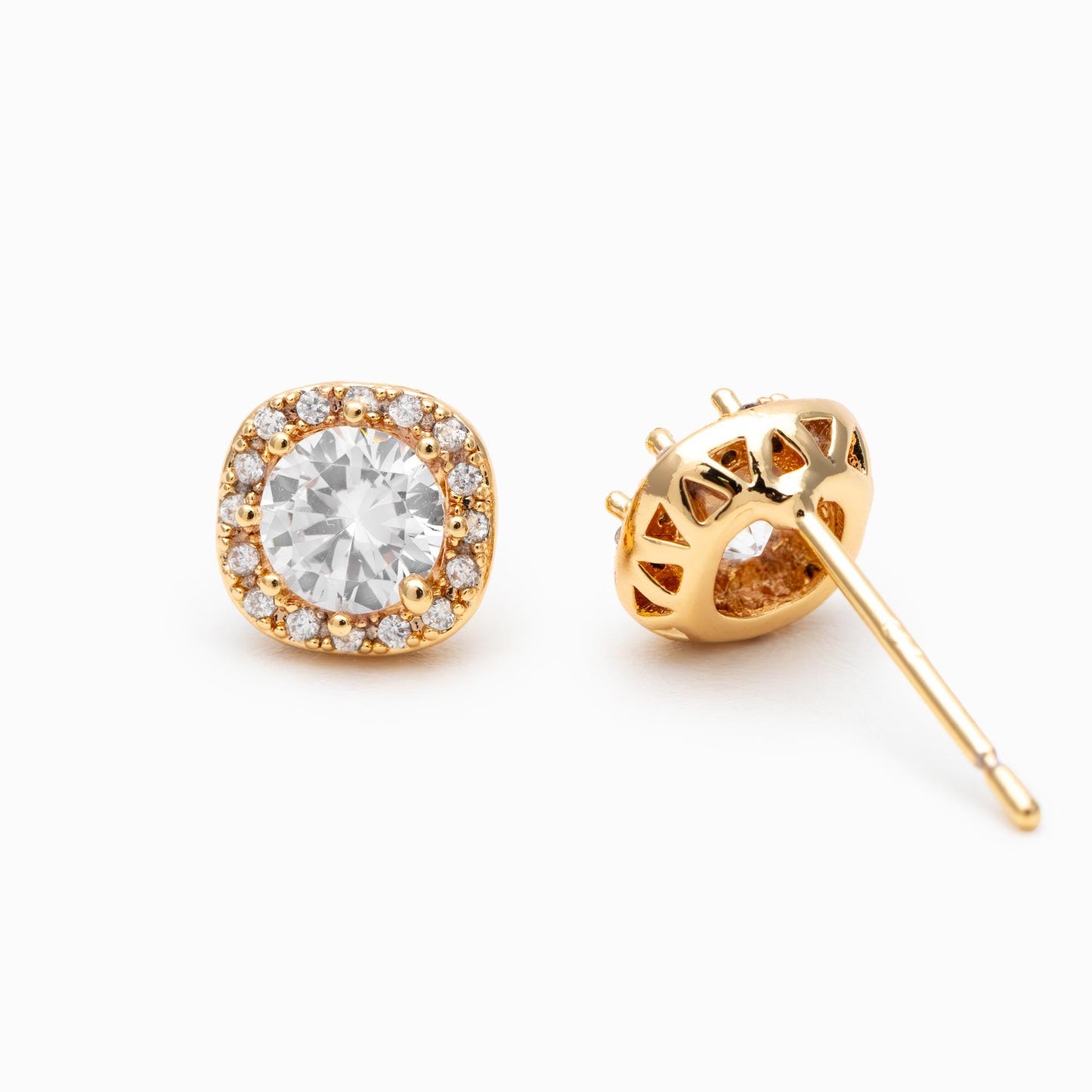 4pcs CZ Pave Round Ear Posts 7.5mm, Gold Plated Brass Stud Earrings (#GB-3371-B)