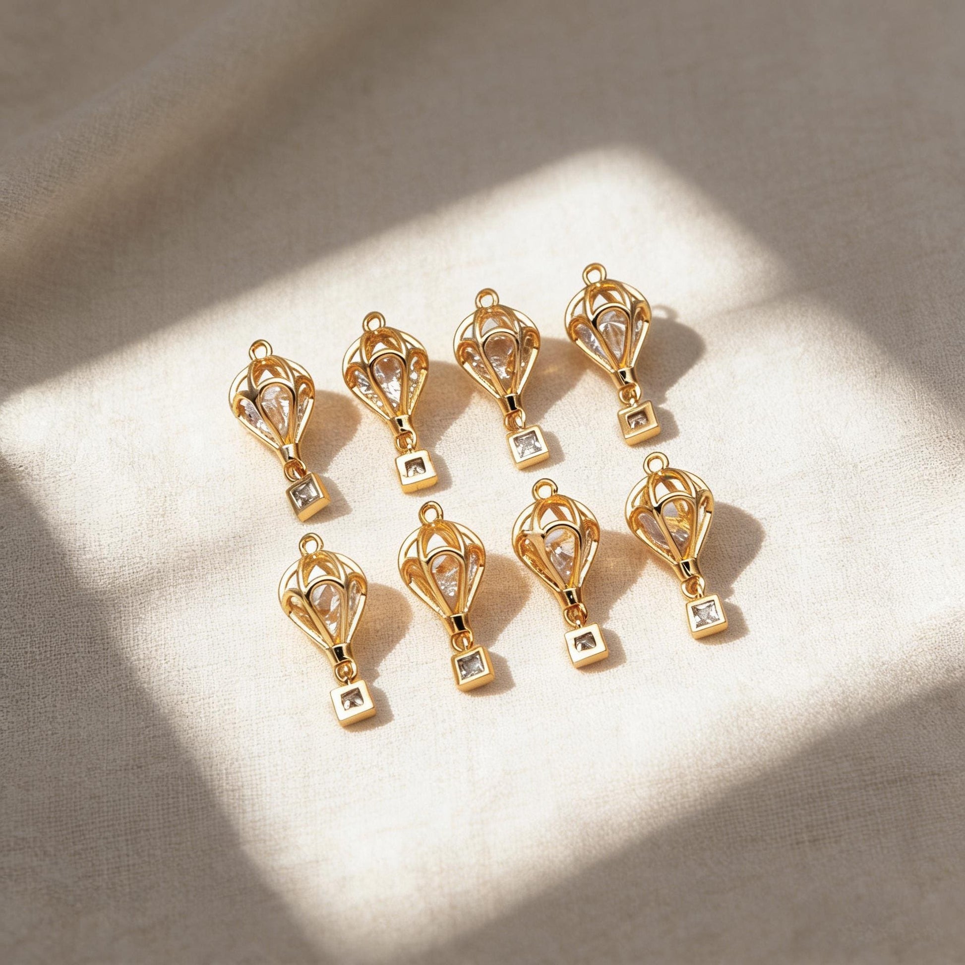 4pcs Gold Hot Air Balloon Charms with Cubic Zirconia, Jewelry Making, Diy Material, Jewelry Supplies (GB-3105)