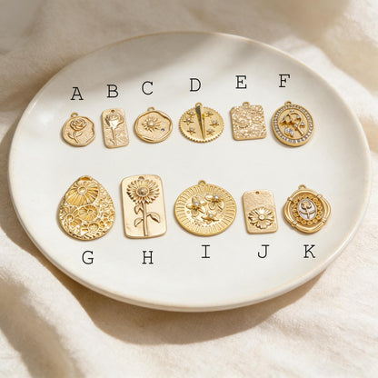 4pcs Gold Flower Charms, 18K Gold plated Brass, Flower Earring Pendants (GB-1281)