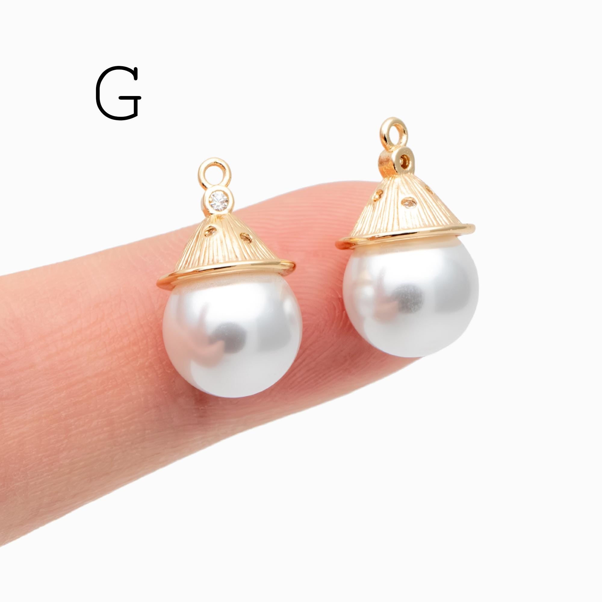 4pcs Gold Glass Pearl Charms,Dainty Earring/ Necklace Charms (GB-4773)