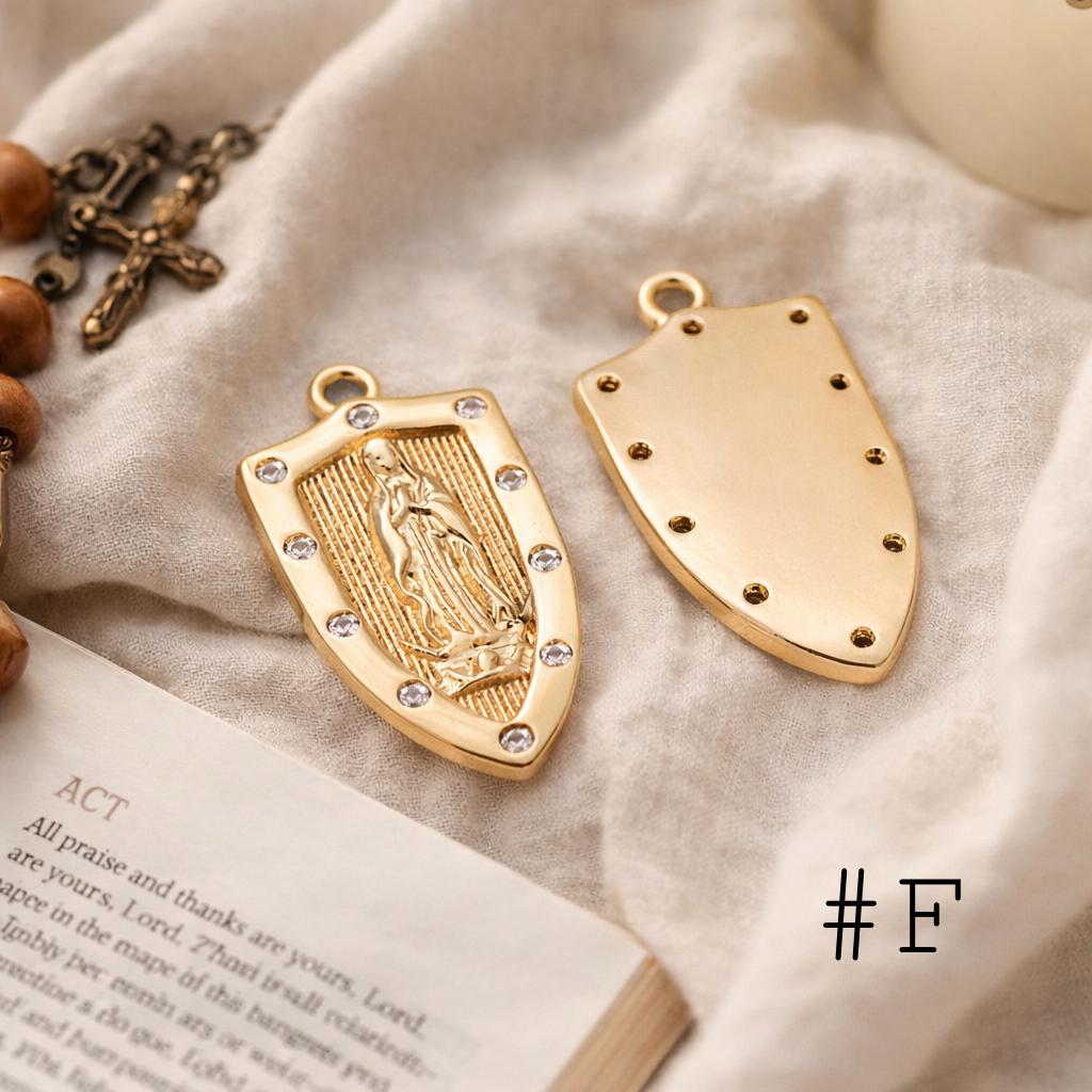 4pcs Gold Virgin Mother Mary Charm Connectors, Catholic Baptism Lady Guadalupe Charm, Medallion Religious Jewelry Craft (GB-4395)