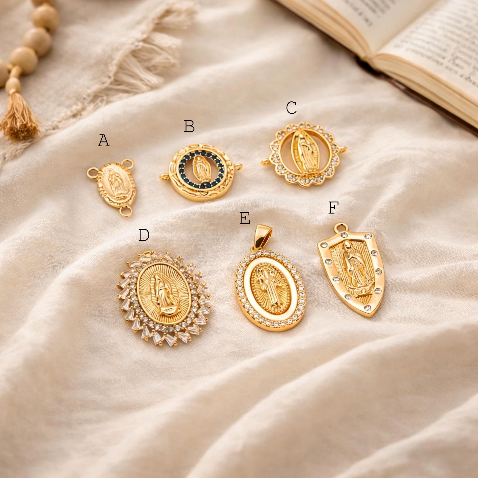 4pcs Gold Virgin Mother Mary Charm Connectors, Catholic Baptism Lady Guadalupe Charm, Medallion Religious Jewelry Craft (GB-4395)