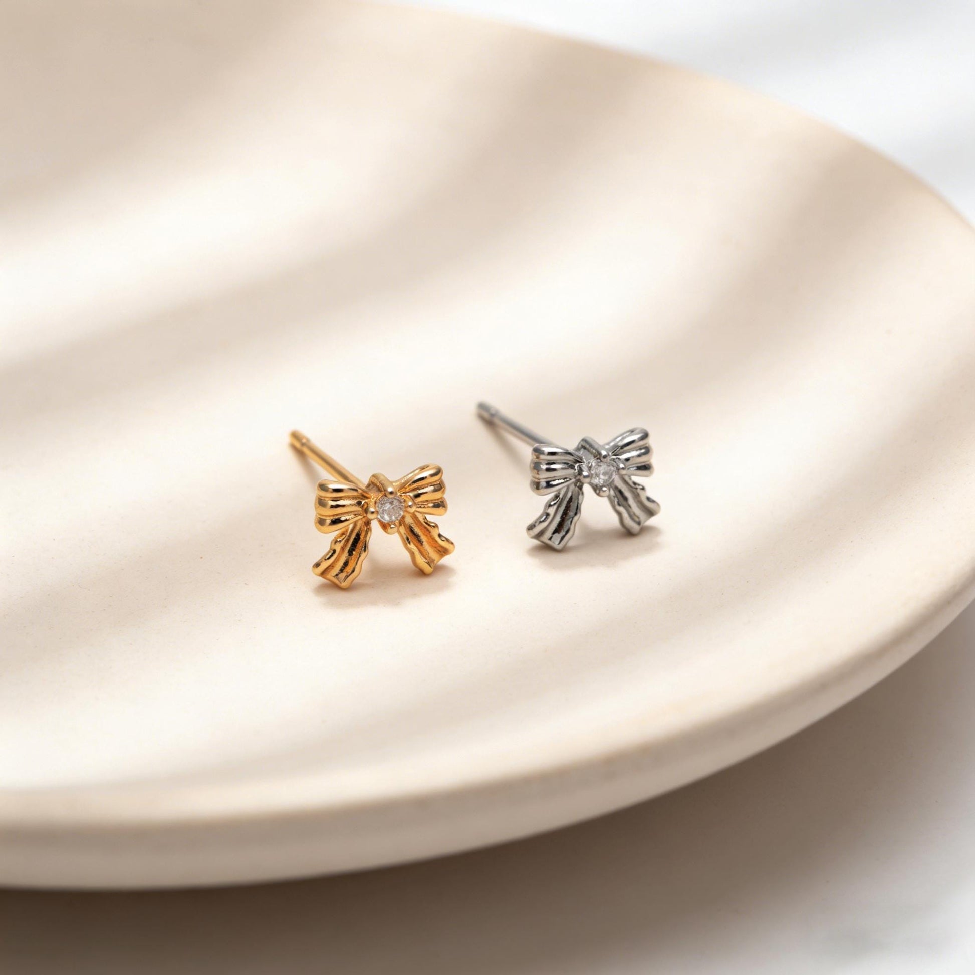 10pcs Tiny Bowknot Earrings, 18K Real Gold/ Rhodium plated Brass, Bow Knot Stud Earring (GB-4737)