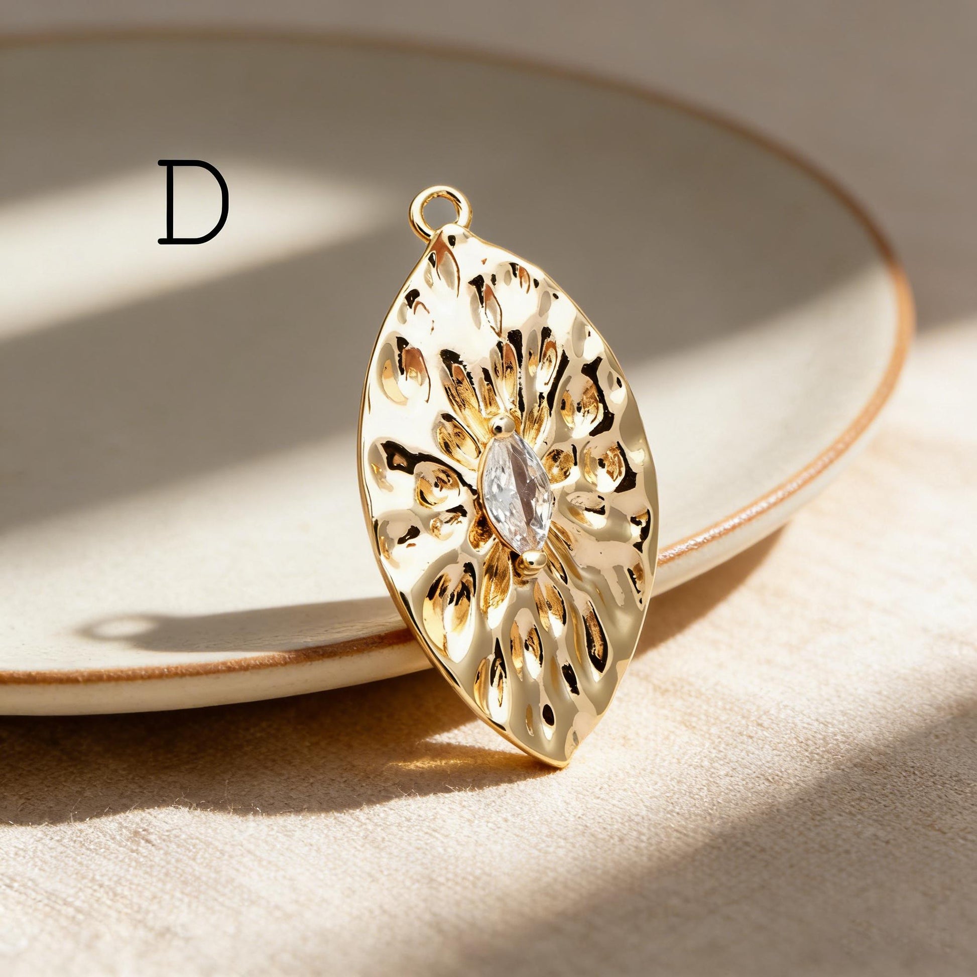 4pcs Gold/ Silver Tone Flower Leaf Charms , 18K Gold/ Rhodium plated Brass, Dainty Earring Pendants (GB-3118)