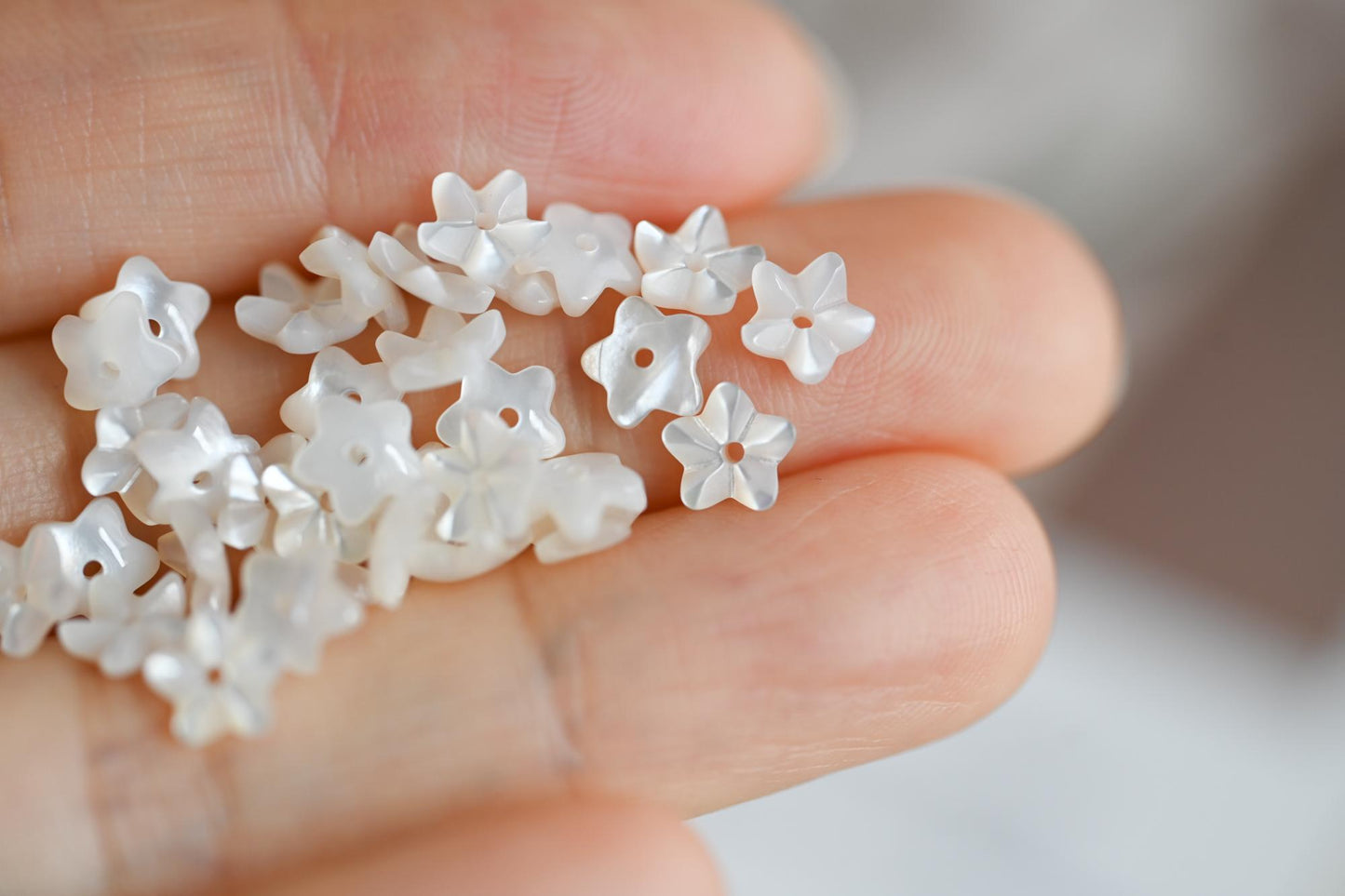 10pcs Mini Shell Flower Beads 6mm, Mother of Pearl Tiny Floral Cabochons, Bridal DIY Accessories Bulk (BK-002)