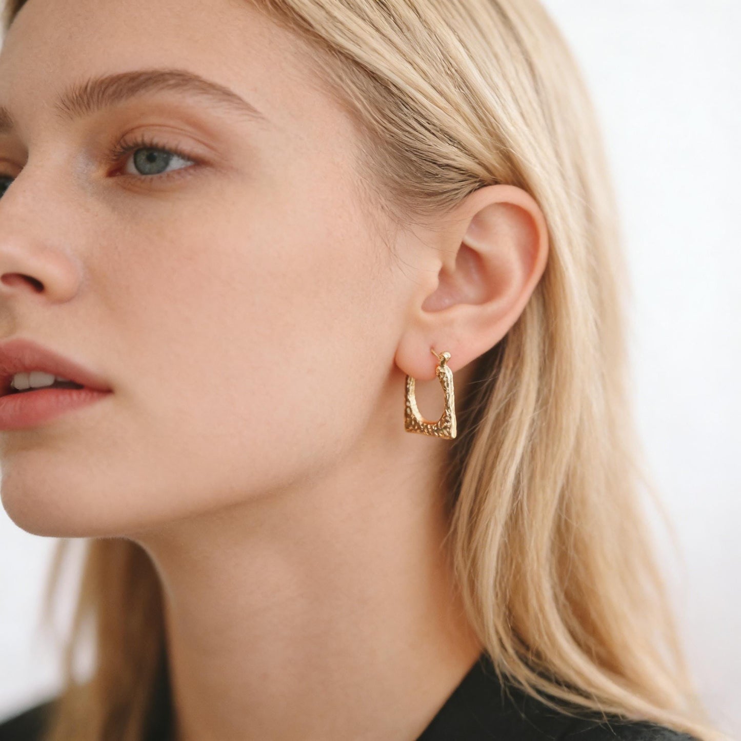 4pcs Gold/ Silver Tone Rectangle Earrings, 18K Gold/ Rhodium plated Brass, Hammered Hoop Earrings (#GB-4485)