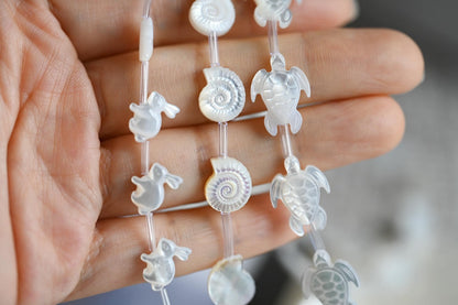 4pcs Single-Sided Carved Shell Beads, Mother of Pearl Animal & Sea Shapes for DIY Bracelet, Handmade Jewelry (BK-006)