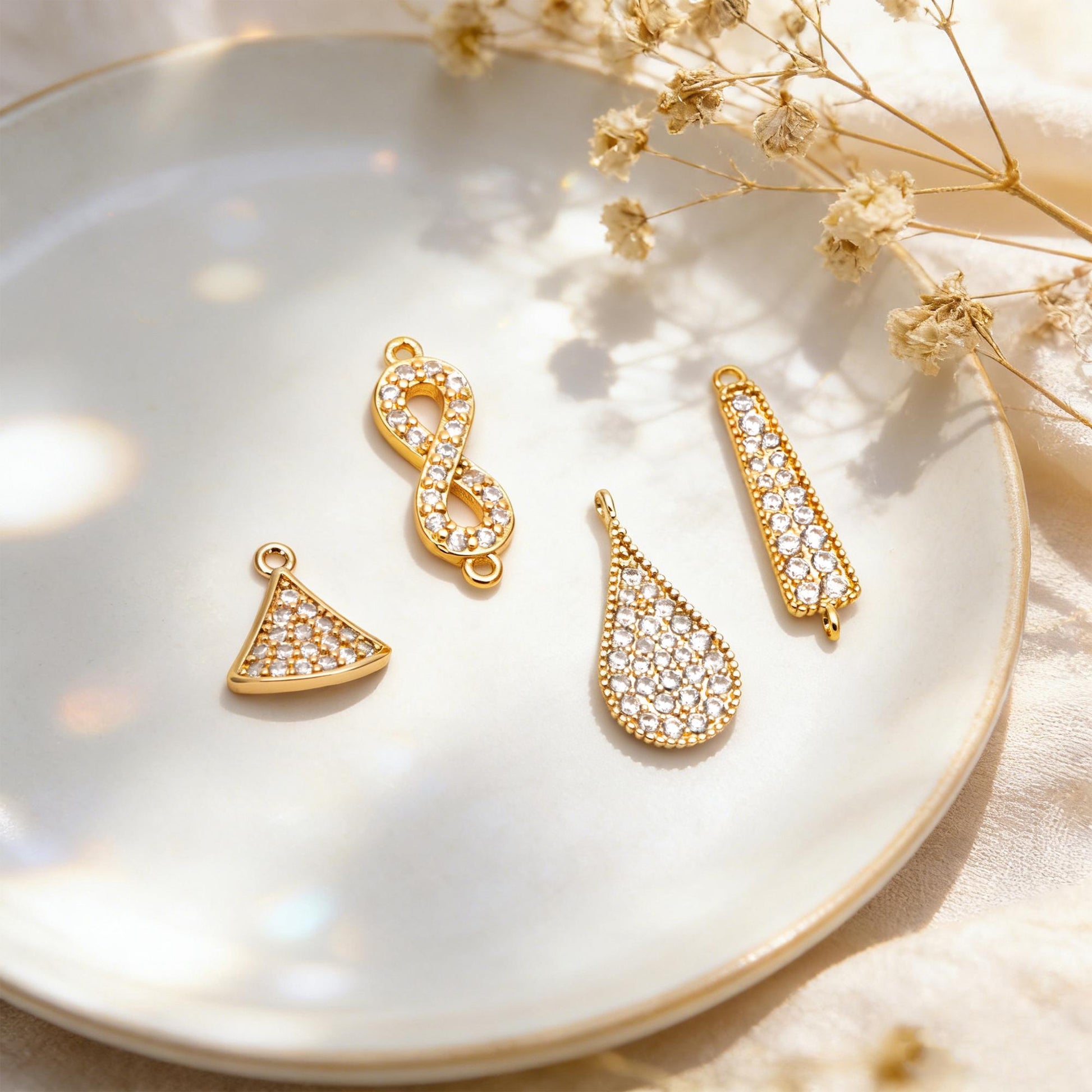 4pcs CZ pave Gold Geometric Connectors , Gold plated Brass Links with 2 Loops, CZ Rhinestone Pave Charm Pendants (GB-160)