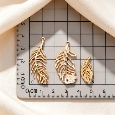 4pcs Gold Feather Charms, 18K Gold plated Brass Feather Pendants, Lead Nickel Free (GB-858)