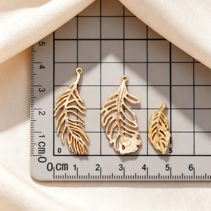 4pcs Gold Feather Charms, 18K Gold plated Brass Feather Pendants, Lead Nickel Free (GB-858)
