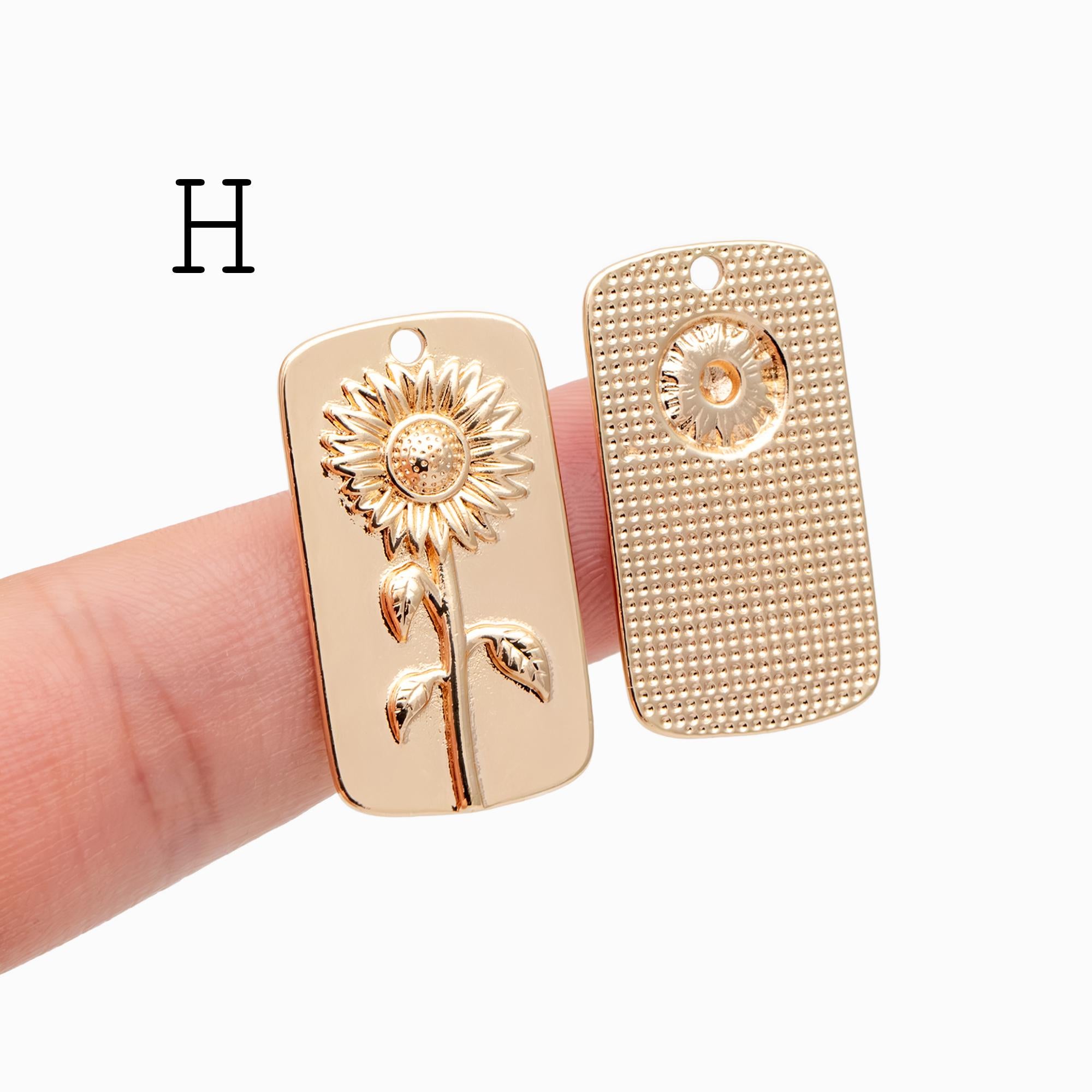 4pcs Gold Flower Charms, 18K Gold plated Brass, Flower Earring Pendants (GB-1281)