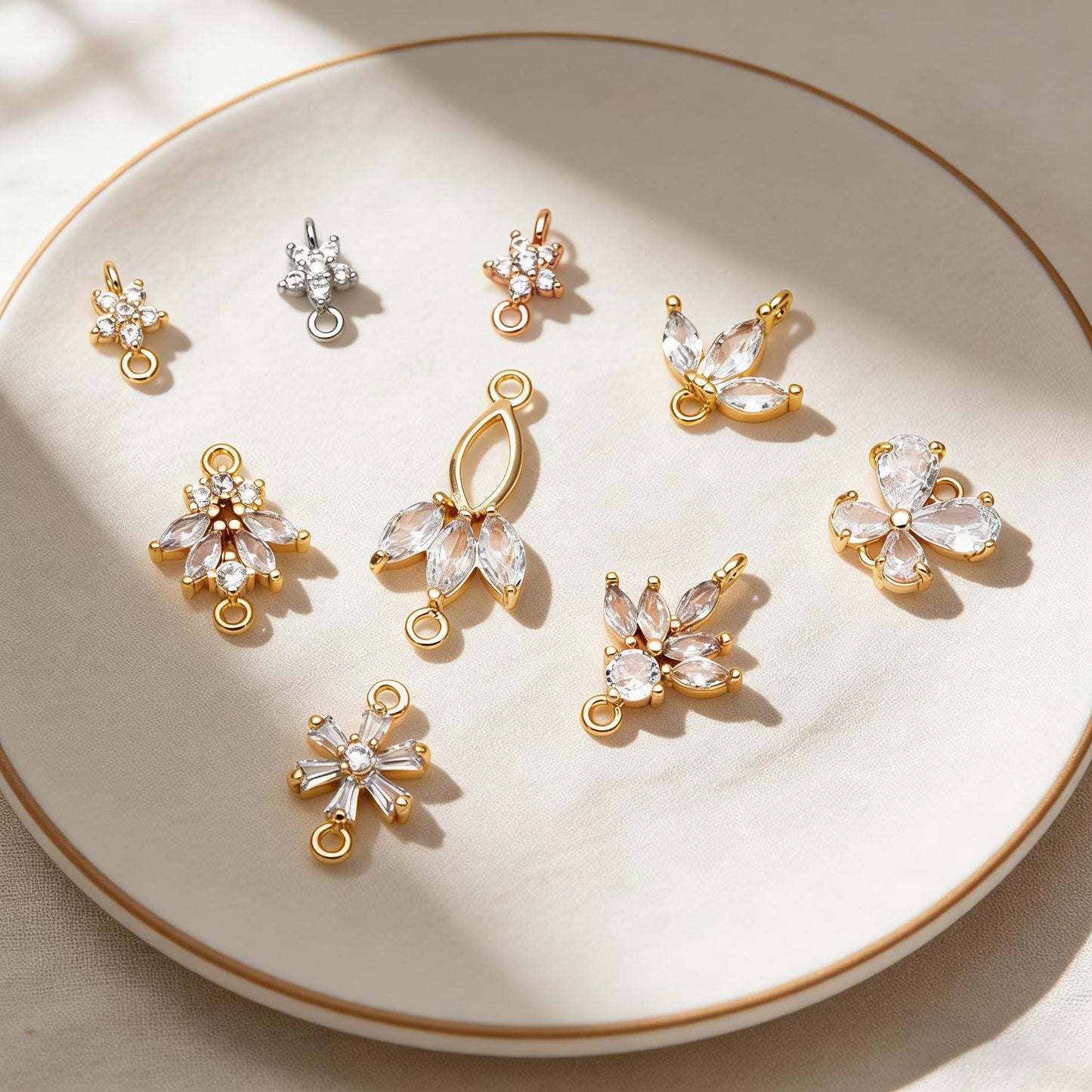 10pcs CZ Pave Flower Leaf Connector, 18K Gold plated Brass, Dainty Connector Charms (GB-3670)