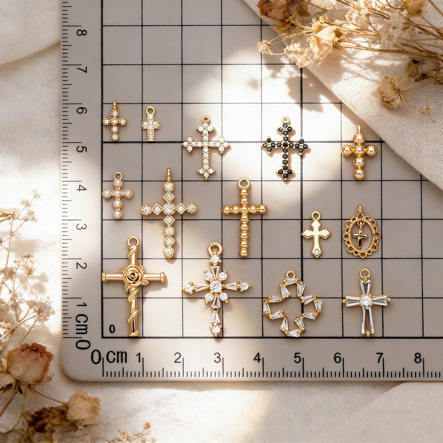4pcs Cross Charm, Tiny Cross Charm, Cross Pendant, Cross Necklace Charm(GB-2731)