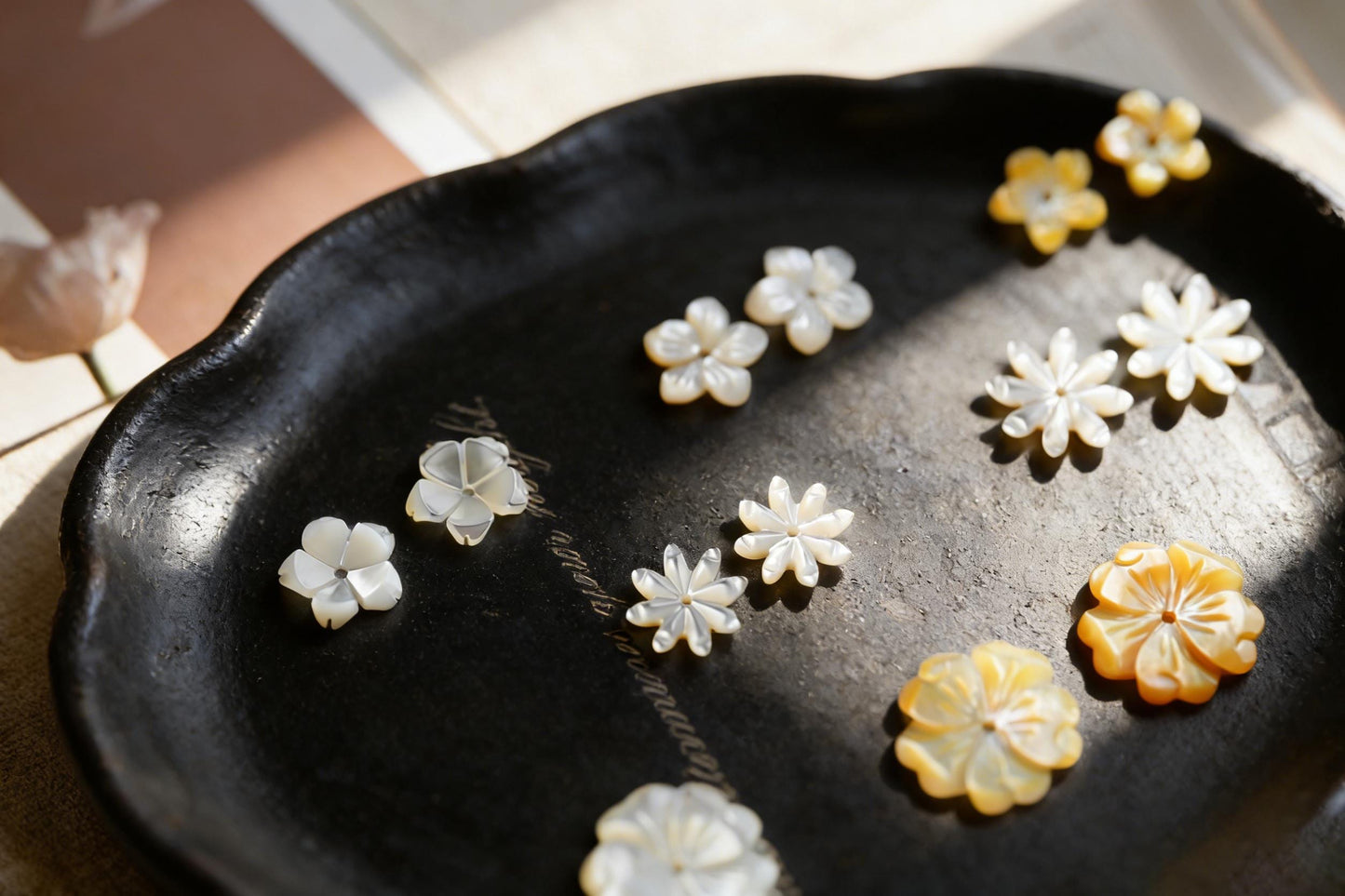 10pcs Shell Flower Cabochons for Jewelry Making, Carved Mother of Pearl Flowers, Bridal Hair Accessories DIY Supplies (BK-001)