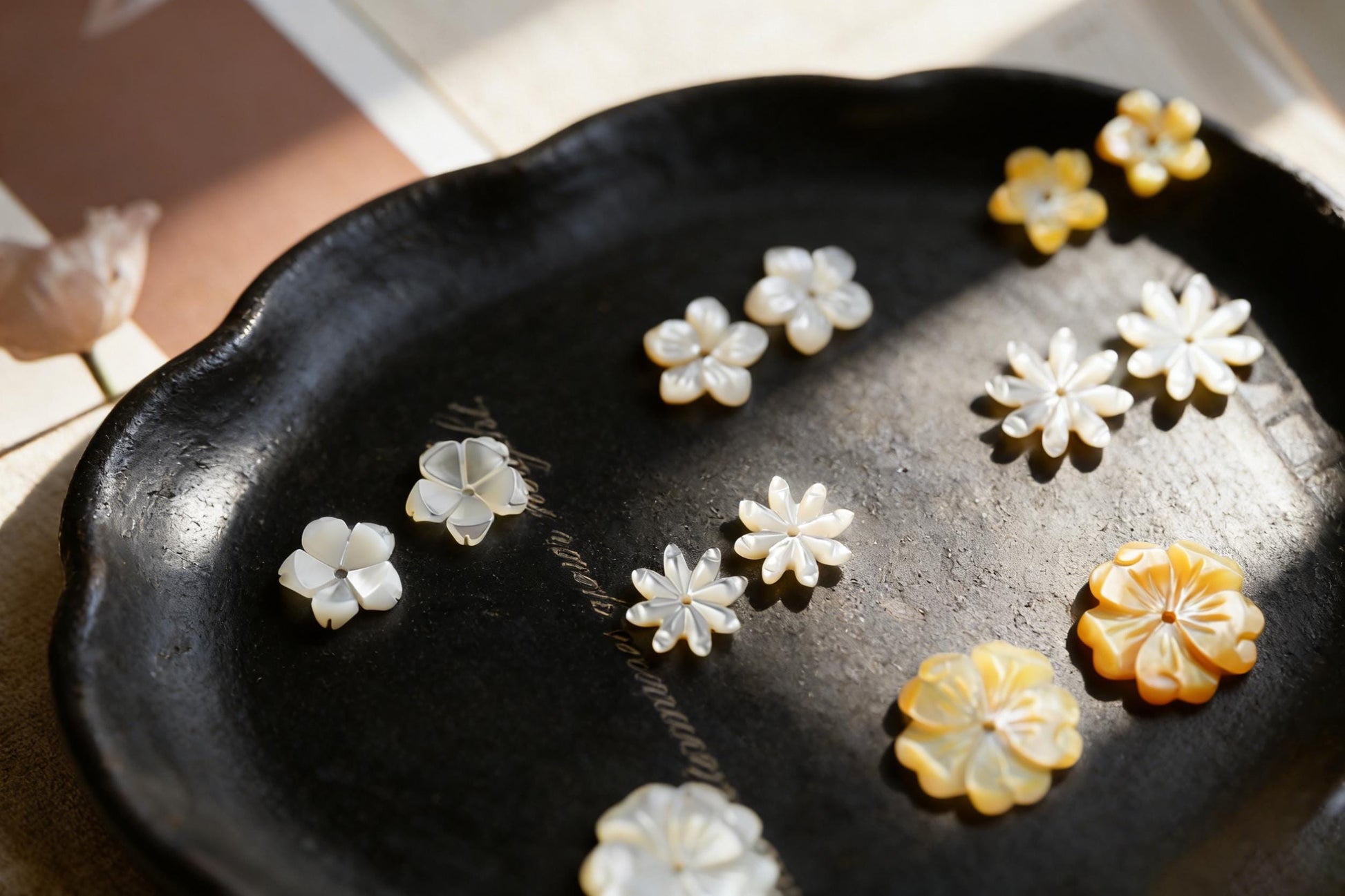 10pcs Shell Flower Cabochons for Jewelry Making, Carved Mother of Pearl Flowers, Bridal Hair Accessories DIY Supplies (BK-001)