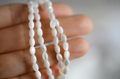 White Mother of Pearl Shell Oval Beads 3x5/ 4x6mm -(BK-008) Full strand