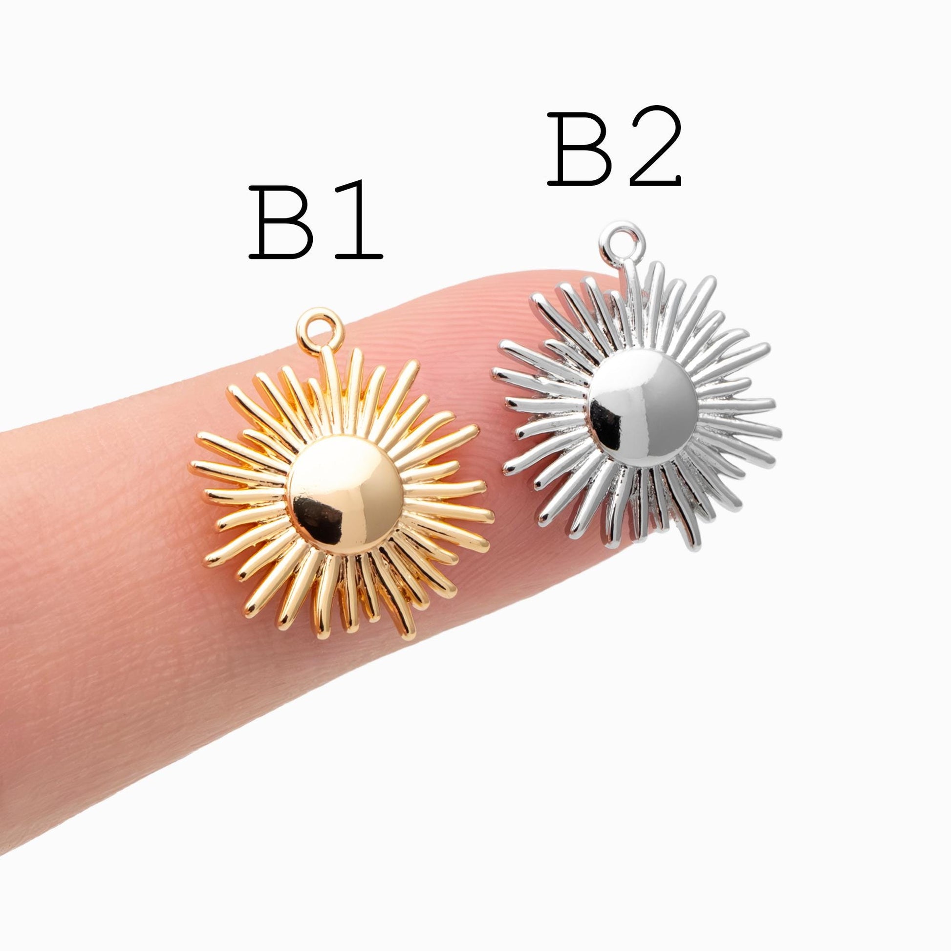 4pcs Gold Sun Charms , 18K Gold plated Brass, Sun Pendants Wholesale (GB-1311)