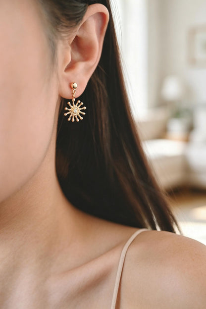 10pcs CZ Pave Gold/ Silver Sun Charm , 18K Gold/ Rhodium plated Brass, Sun Pendants (GB-1658)