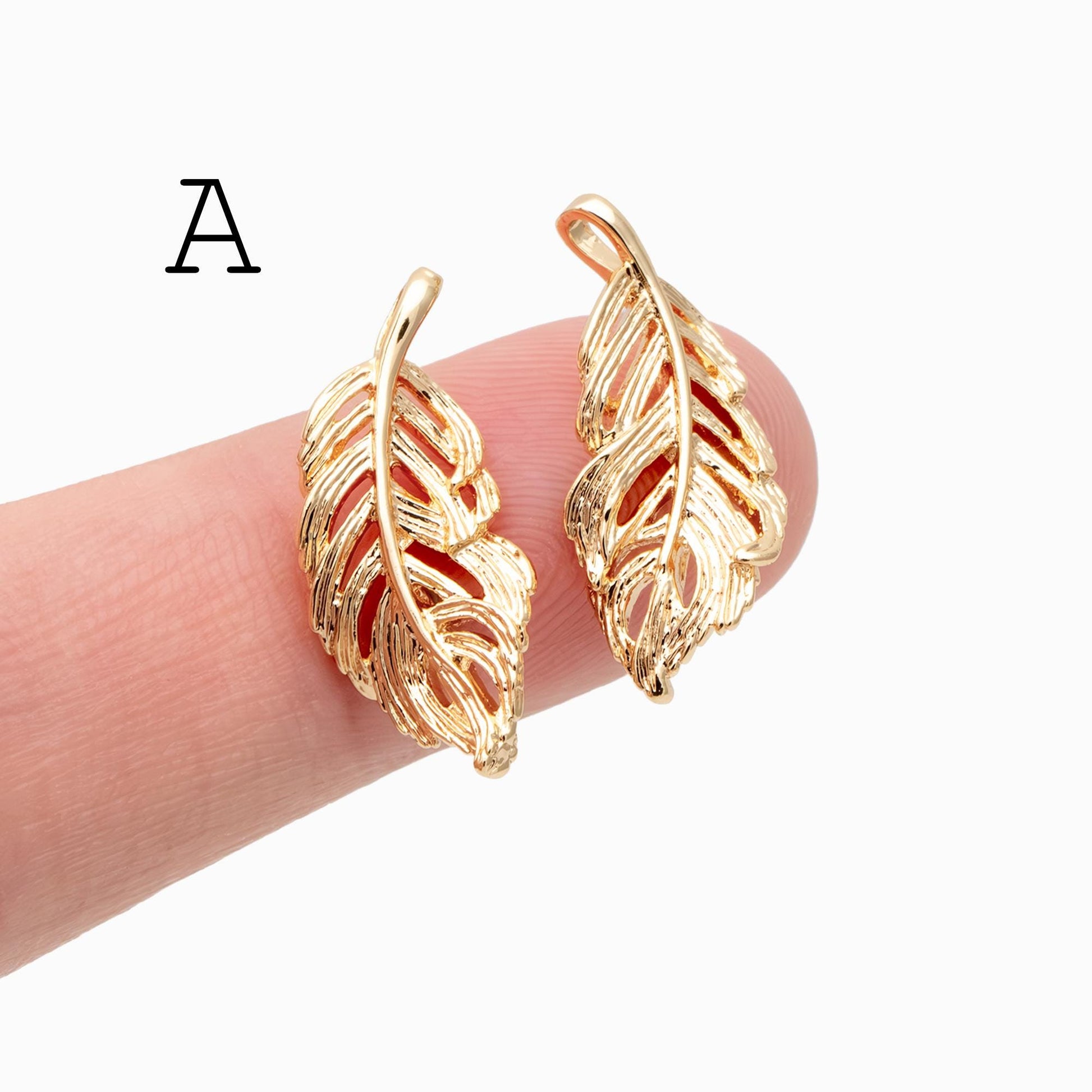 4pcs Gold Feather Charms, 18K Gold plated Brass Feather Pendants, Lead Nickel Free (GB-858)