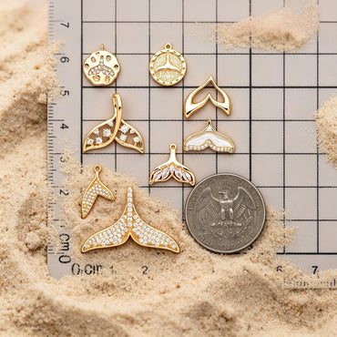 4pcs Gold Whale Tail Charms , Real Gold plated Brass, Mermaid Tail Pendants (GB-1156)