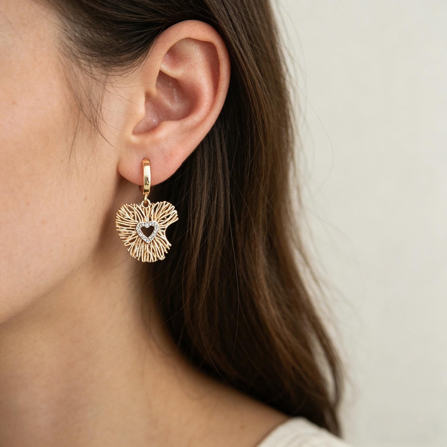 4pcs CZ Pave Gold Filigree Charms, Gold plated Brass, Earring Necklace Pendants (GB-1117)