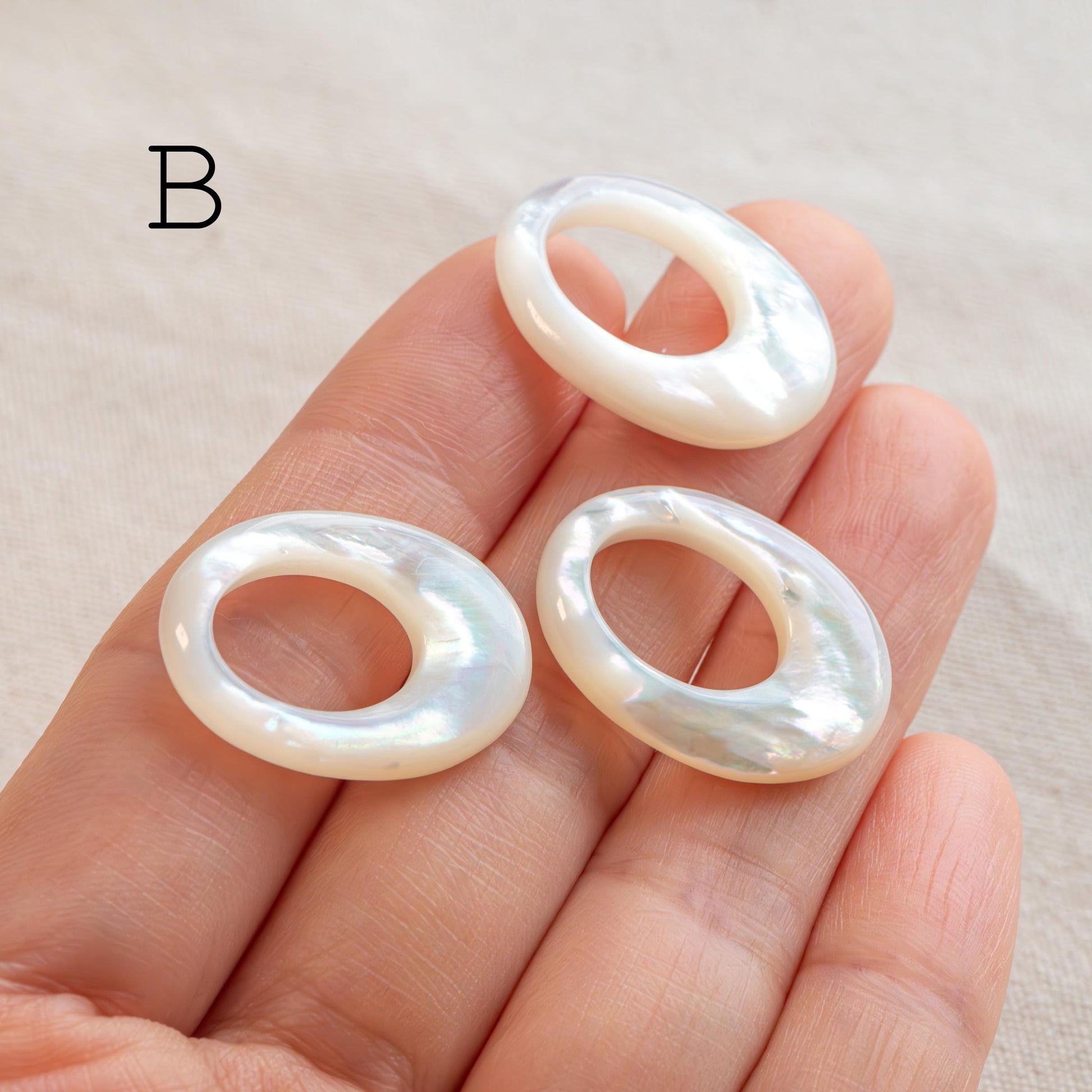 Double Sided Mother of Pearl Ring Charms, Shell Donut Beads, White Shell Circle Pendant, Jewelry Making Supplies (BK-015)
