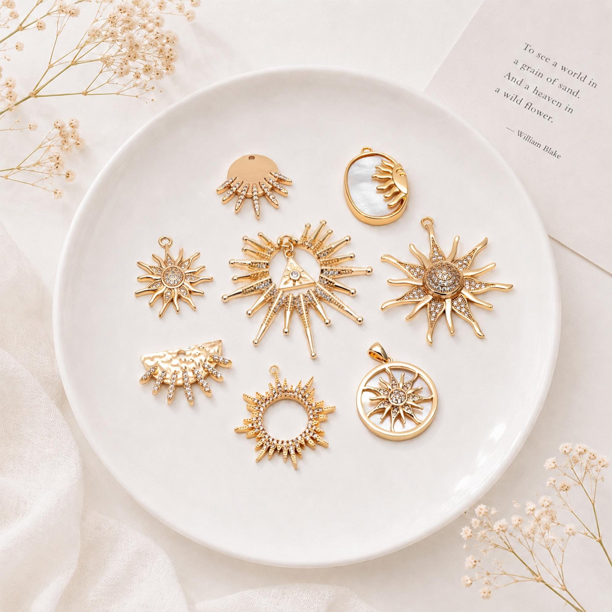 4pcs CZ Pave Gold/ Silver Sun Charms, 18K Gold/ Rhodium plated Brass, Sun Pendants (GB-2259)