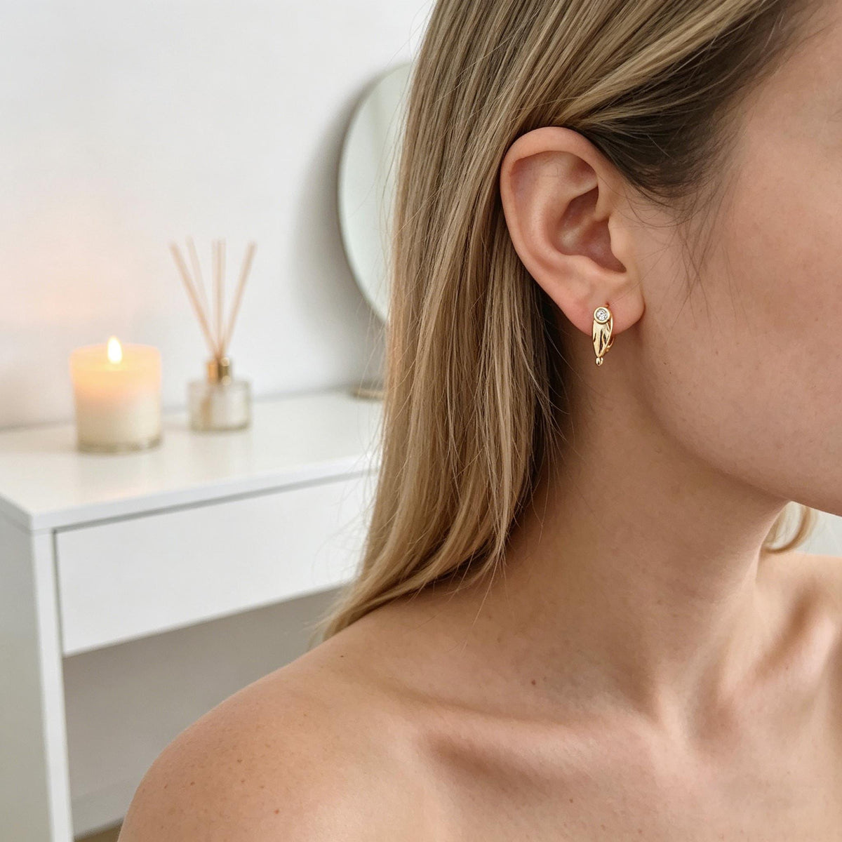 4pcs Gold Click-in Style Stud Earring, Leverback Earring with Loop, Earring Finding Wholesale (GB-3904)