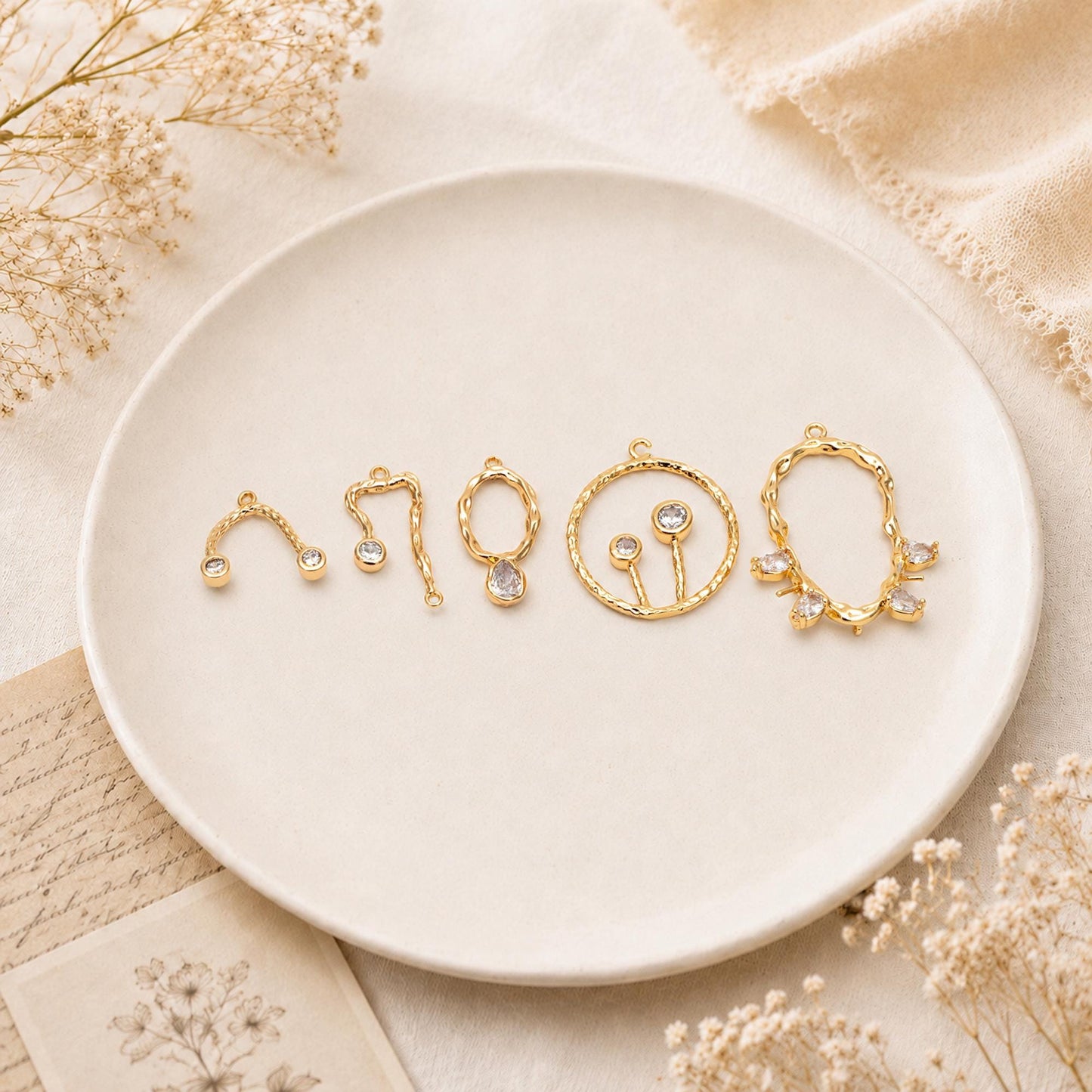 10pcs CZ Pave Gold Charm Connectors, 18K Gold plated Brass, U-shaped Curved Bar Stick Pendants 21x10mm (GB-913)