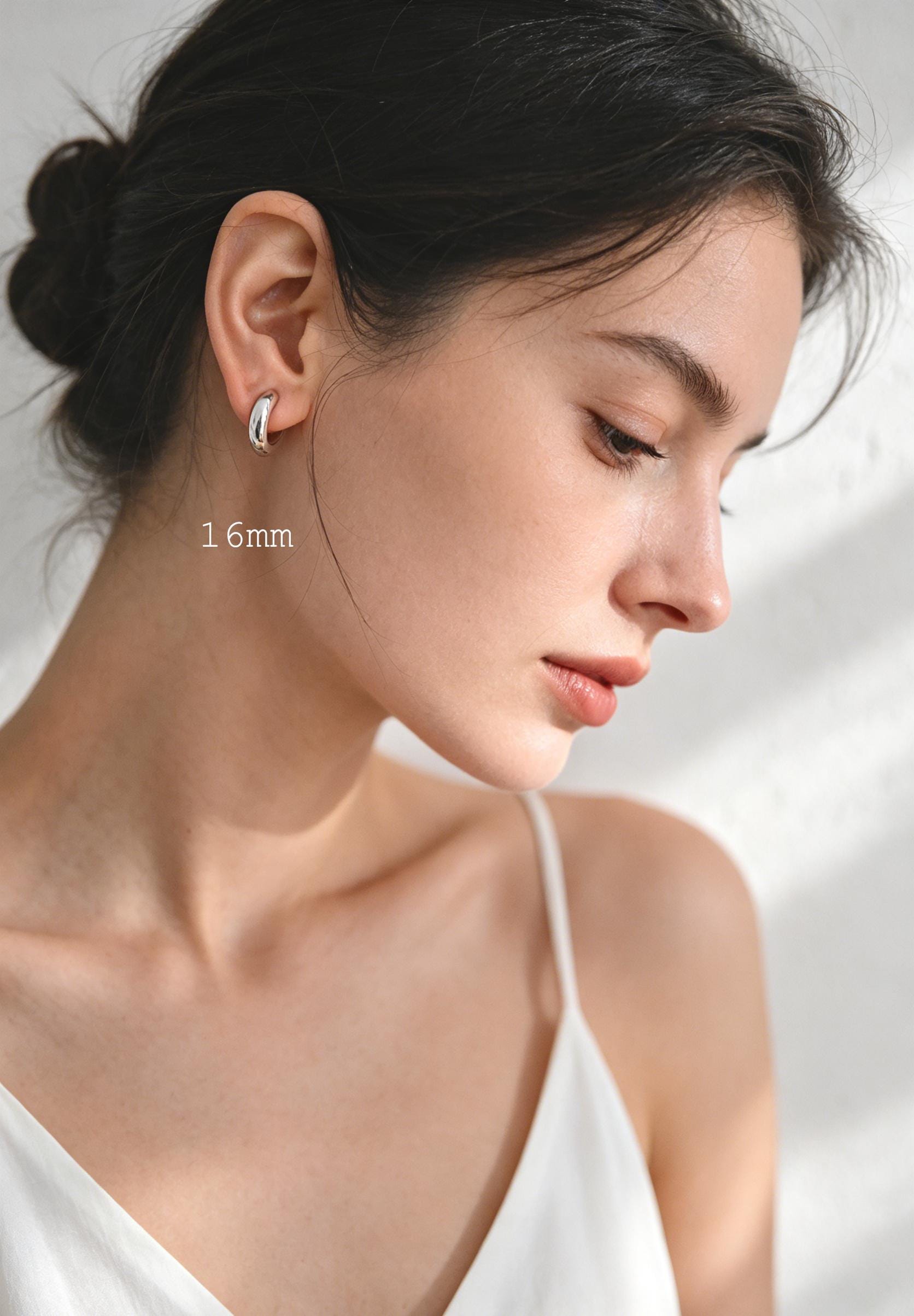 10pcs Gold/ Silver Tone Hoop Earrings, 14/ 16/ 18mm, Gold/ Rhodium plated Huggie Earrings, Small Hoop Earrings (GB-1678)