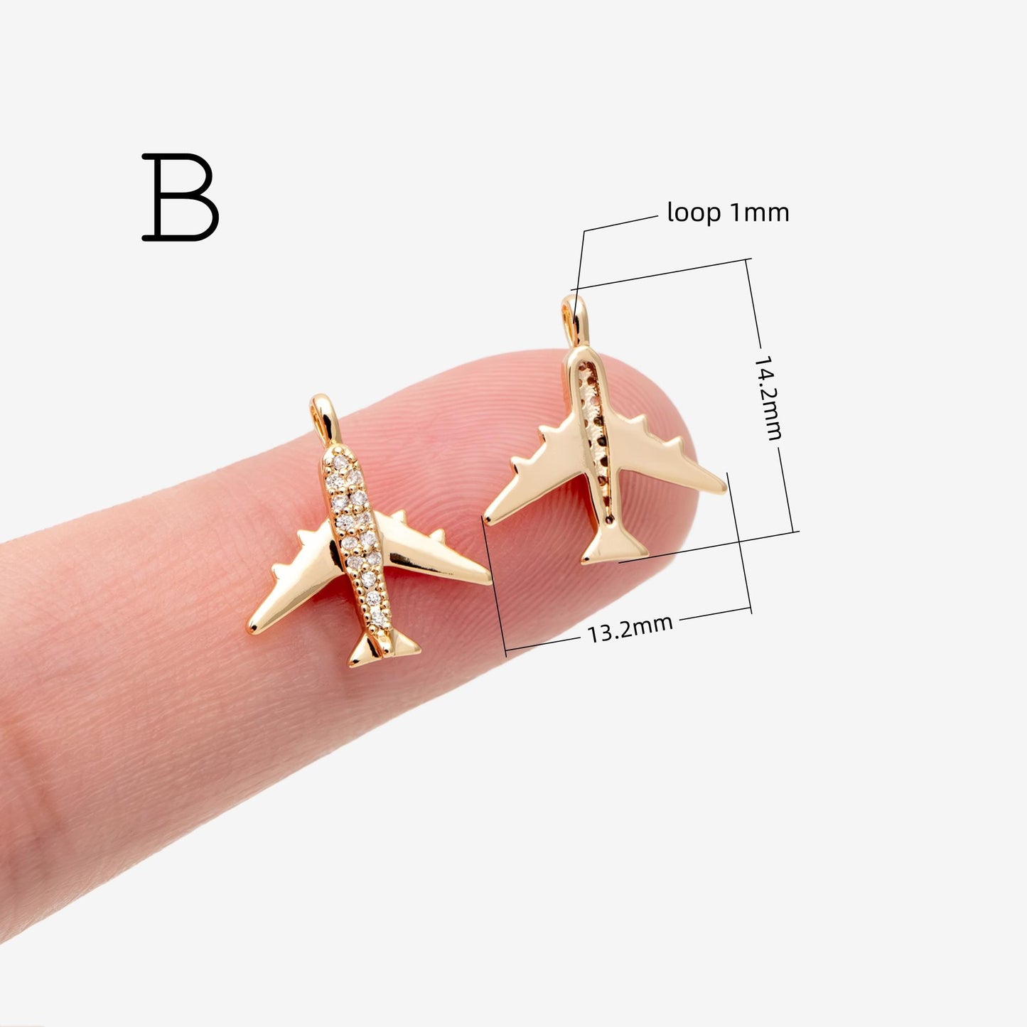 4pcs Gold Airplane Charms, 18K Gold plated Brass, Mini Plane Pendants (GB-2471)