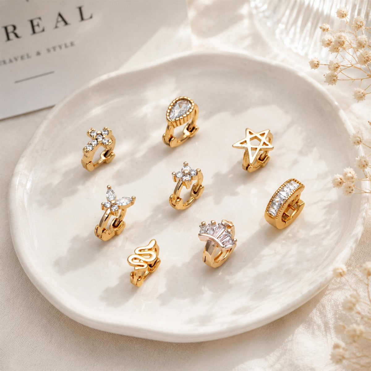 4pcs Gold Tiny Cartilage Hoop Earrings, Tragus Hoop, Rook Hoop, Helix Hoop, Cartilage Hoop, Cartilage Clicker Hoop (GB-3474)