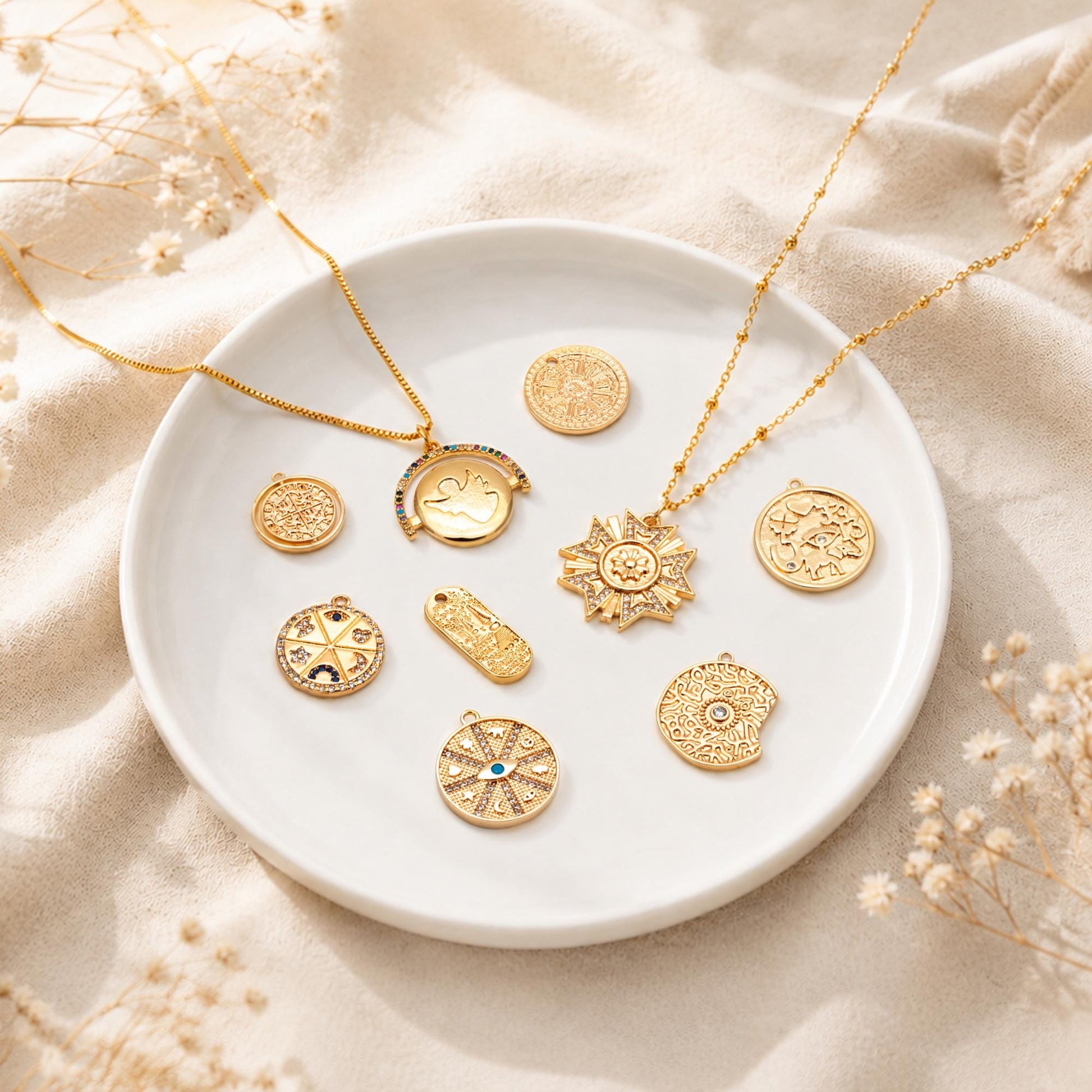 4pcs Gold/ Silver Talisman Coin Charm, Lucky Medallion Pendant for Necklace Jewelry Making Supply (GB-1766)