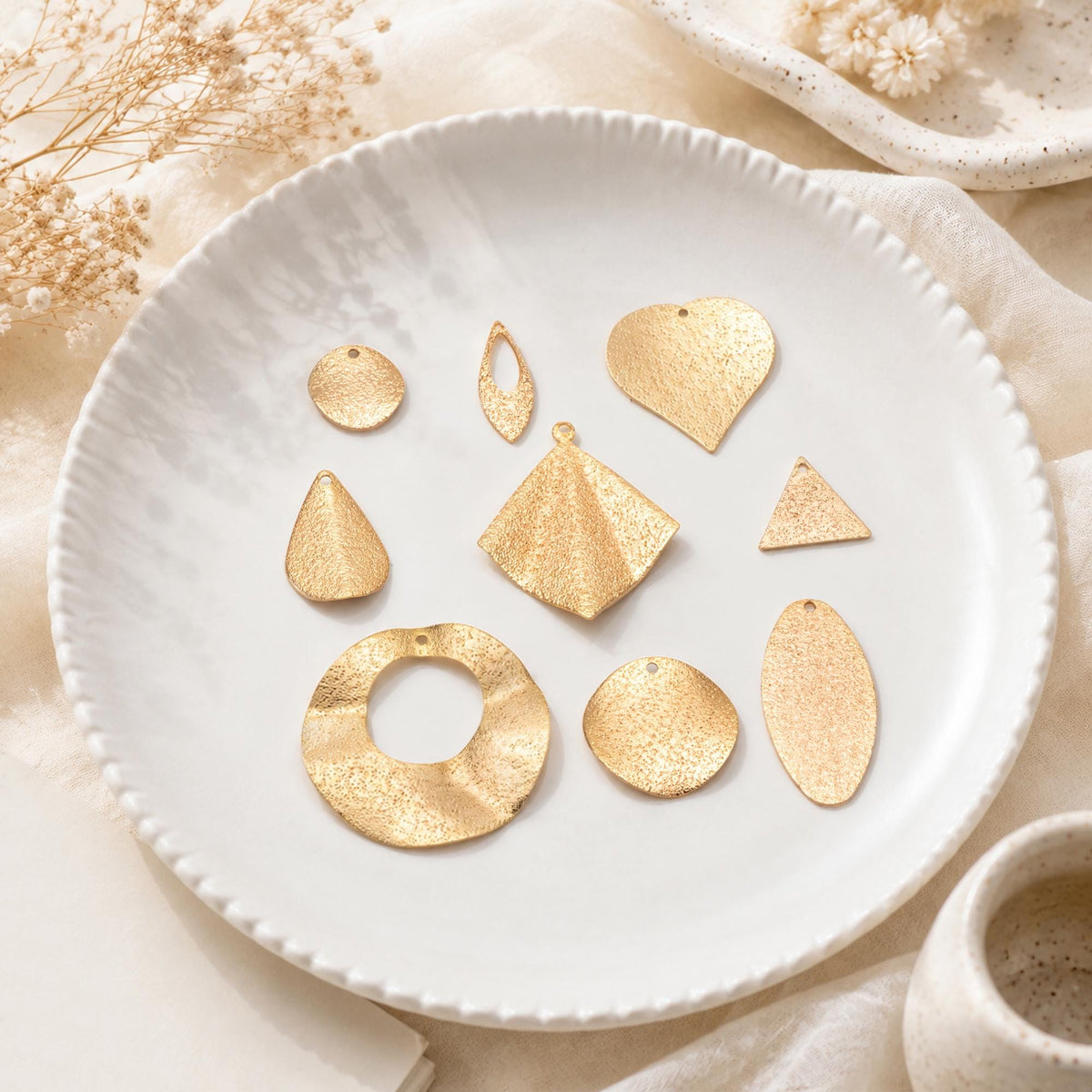 10pcs Gold Geometric Charms, Gold plated Brass Rustic Pendants, Lead Nickel Free (GB-265)