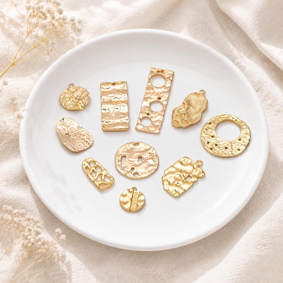 10pcs Gold Hammered Geometric Charms, 18K Gold plated Brass Rustic Pendants (GB-2977)