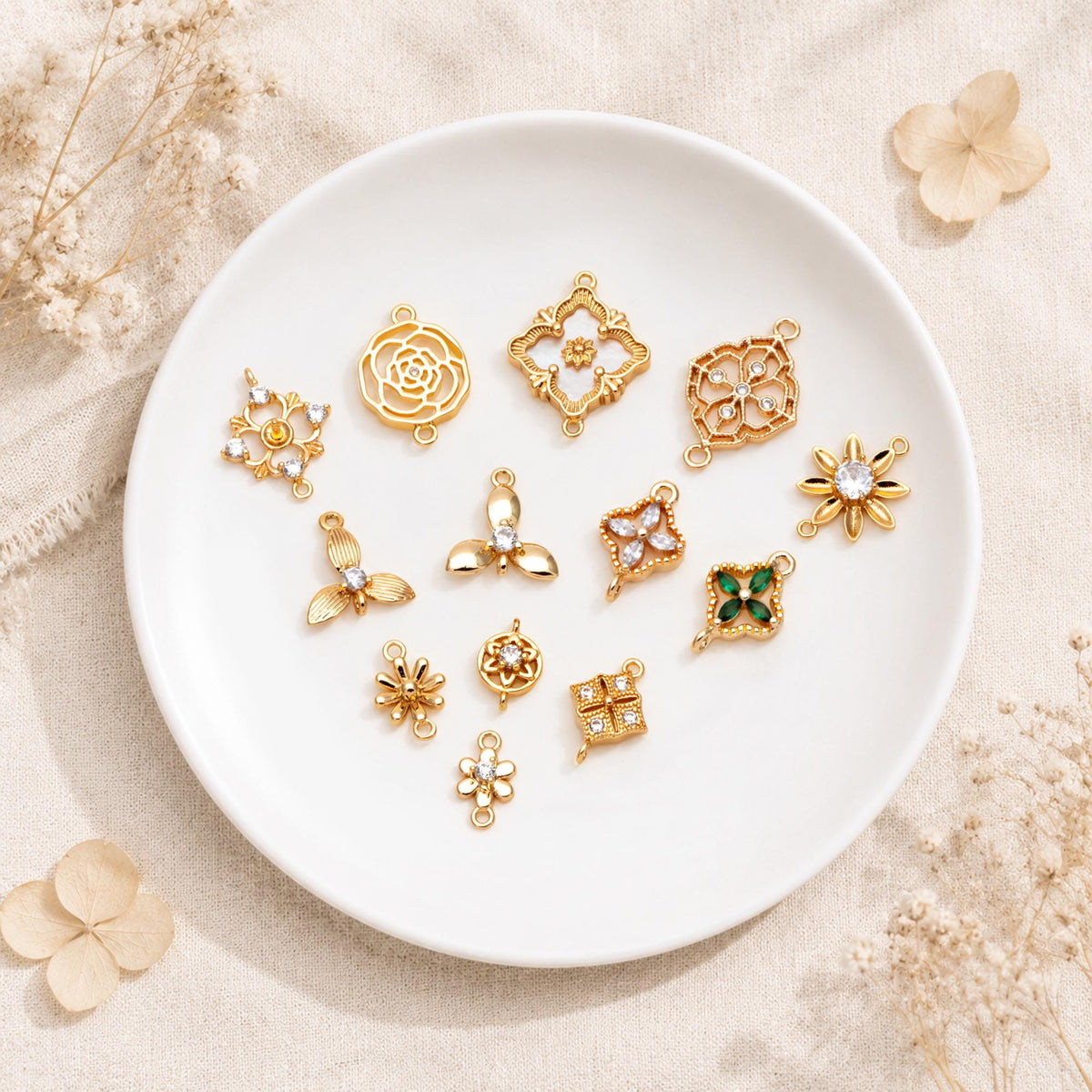 10pcs Gold Flower Charms , 18K Gold plated Brass, Floral Connector Pendants (GB-3780)