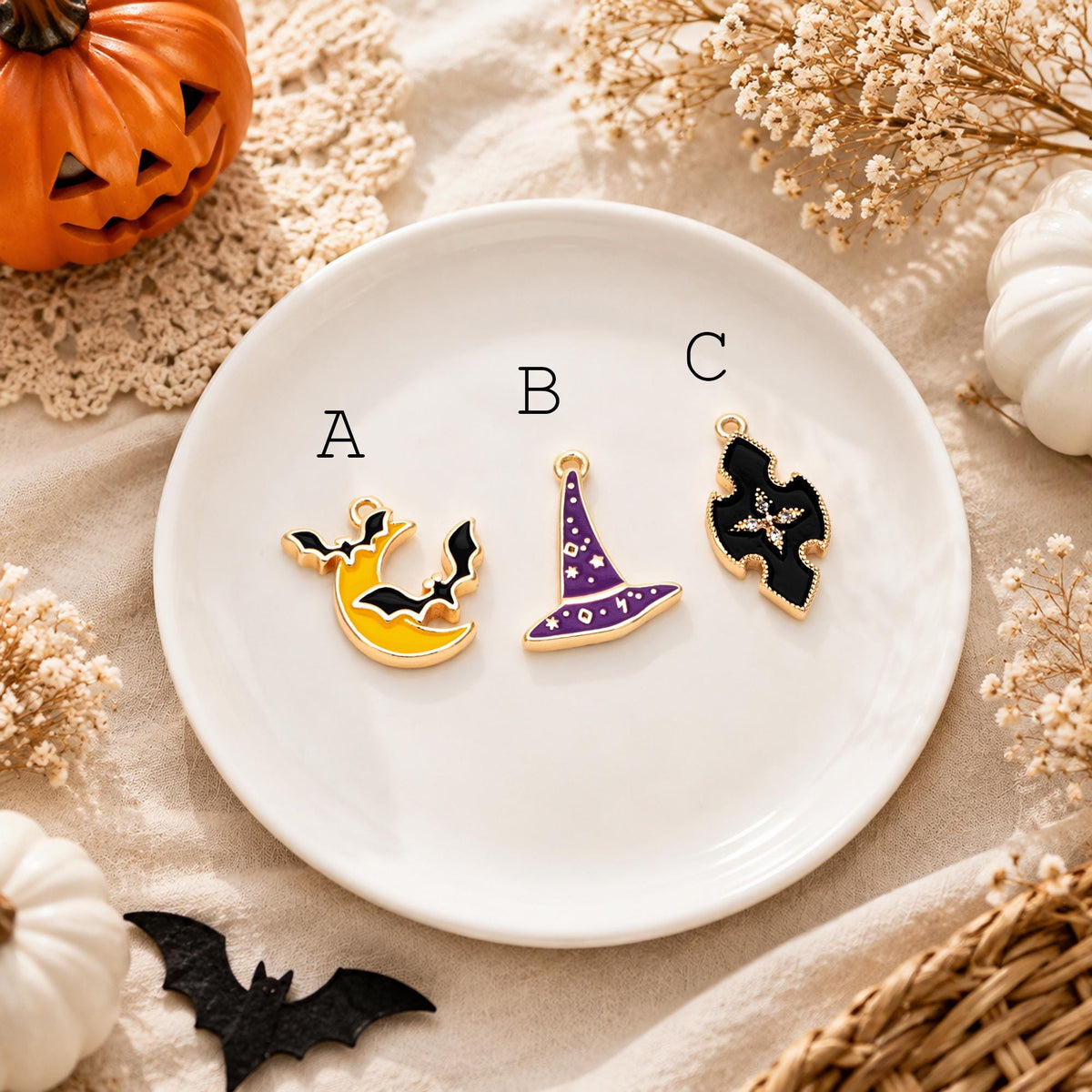 4pcs Enamel Halloween Charms, Gold plated Alloy, Jewelry Making Supply (GB-4708)