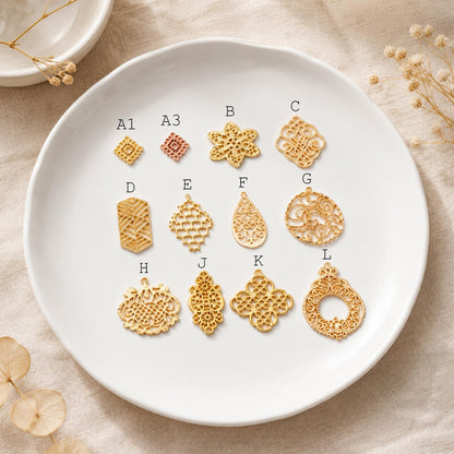 10pcs Gold plated Brass Filigree Charm Pendants, Earring Findings, Jewelry Making, Diy Material, Jewelry Supplies (GB-890)