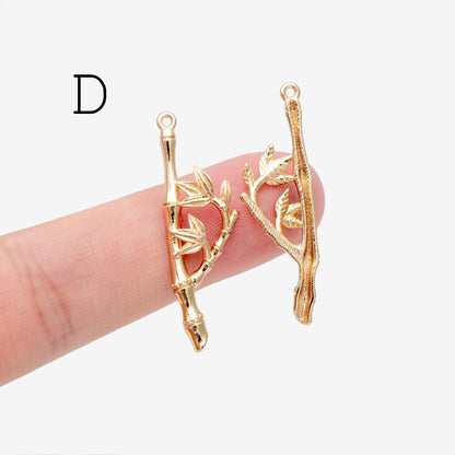 10pcs Gold Leaf Flower Charms , 18K Gold plated Brass, Dainty Earring Pendants (GB-3770)