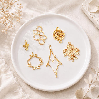 10pcs Gold Rhombus Geometric Charms: Geometric Brass Connector Pendants (GB-3091)
