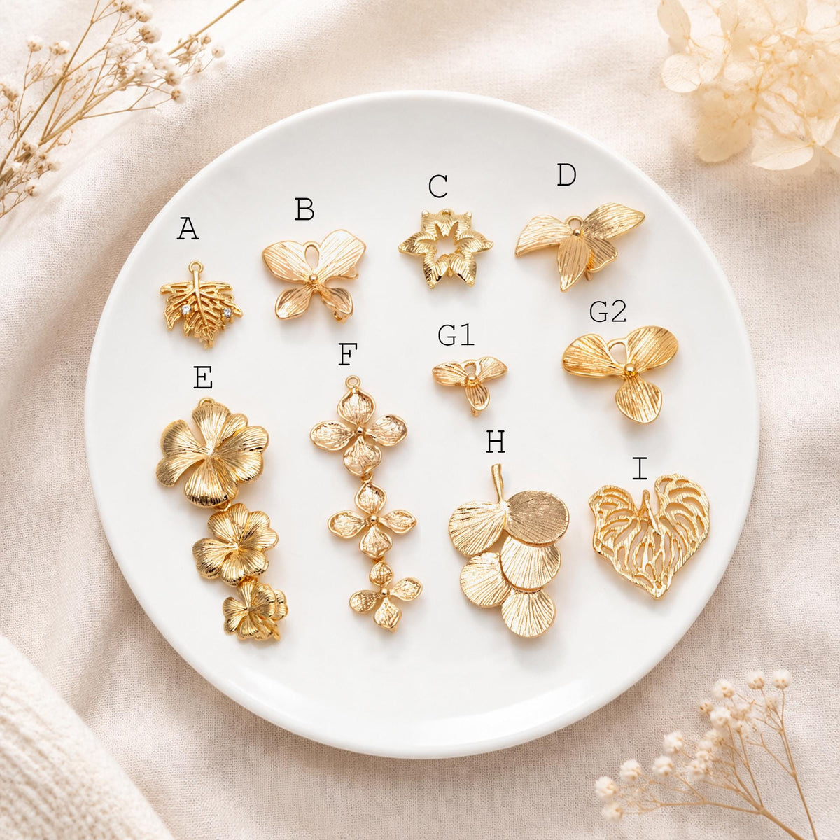 10pcs Gold Leaf Charm Connectors , Real Gold plated Brass, Leaf Pendant with Two Loops (GB-4391)