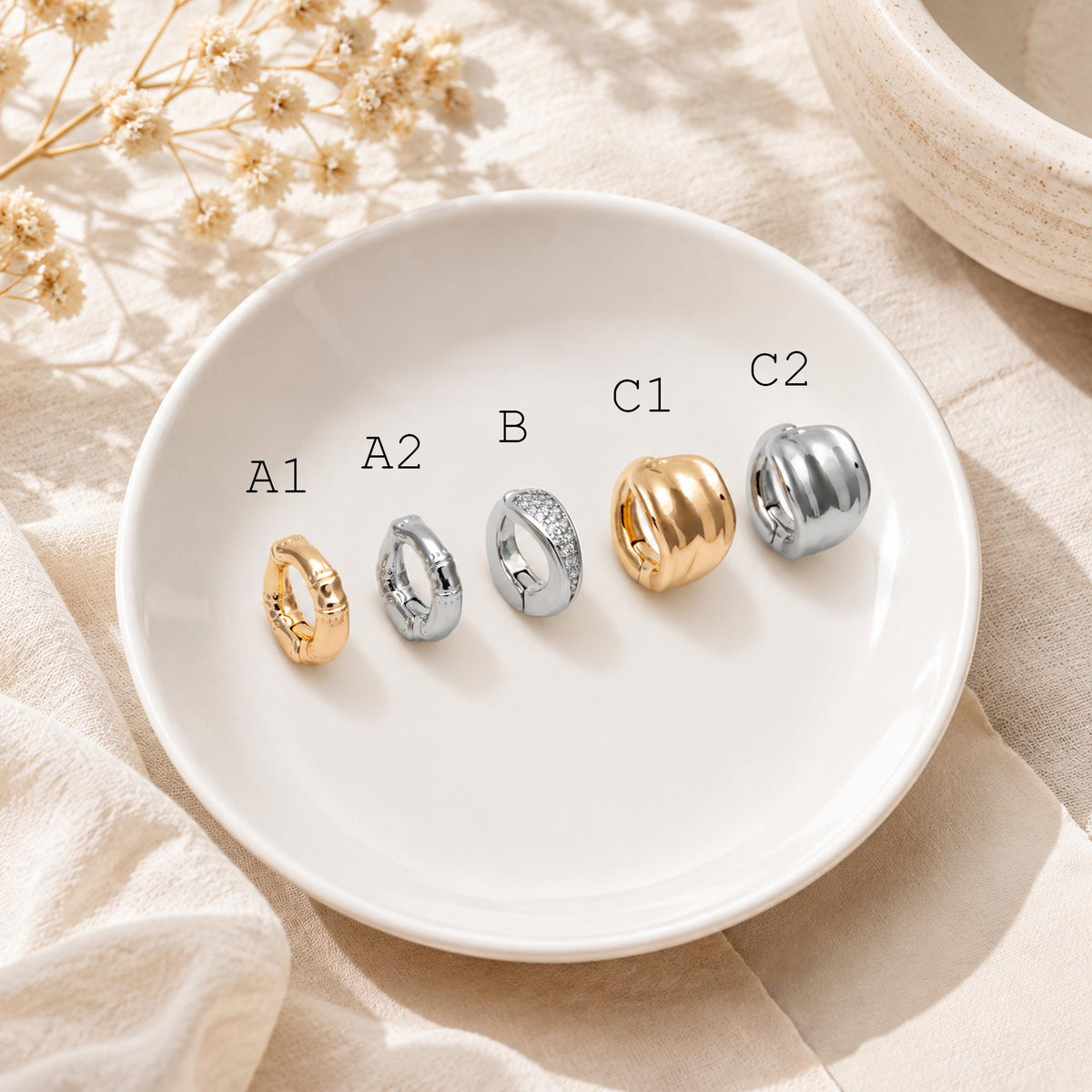 4pcs Gold/ Silver Tone Ear Cuff, Minimalist Cartilage Earrings, Dainty Clip On Earrings (GB-4579)
