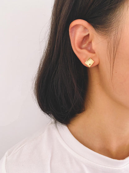 10pcs Gold Curved Rhombus Earring With A Loop, Real Gold Plated Brass Geometric Earring Studs (GB-3214)