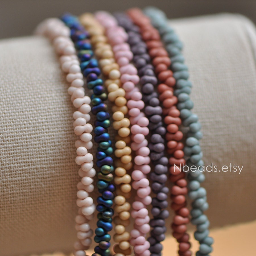 Farfalle Peanut Seed Glass Beads 4x2mm, (TS-70)