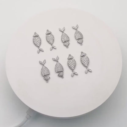 4pcs Gold/ Silver Tone Fish Charms, Gold/ Rhodium Plated Brass, Fish Pendants (GB-2936-C)