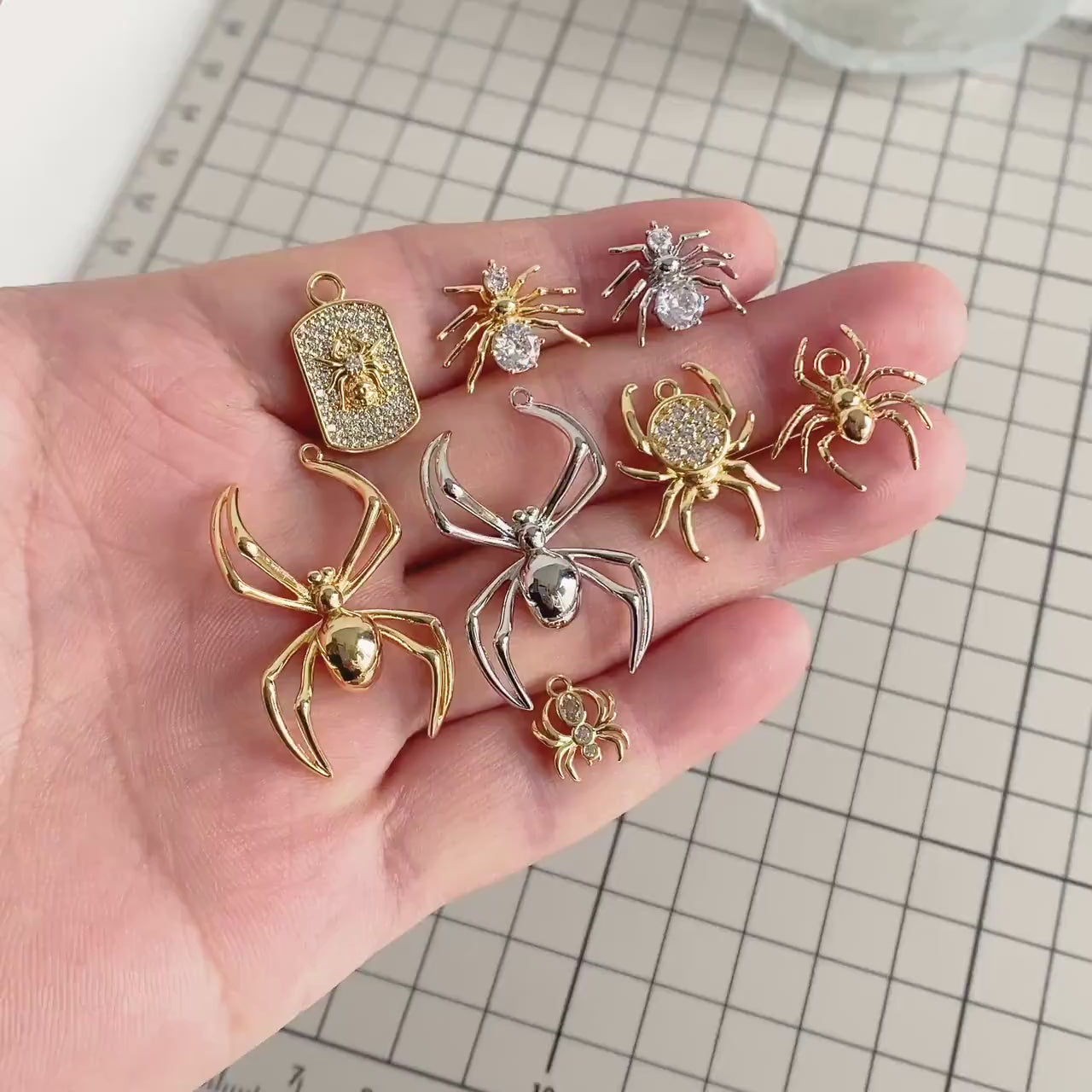 4pcs Spider Pendant Charm for Earrings and Necklaces - Arachnid Jewelry Making (GB-672)