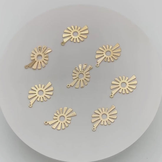 10pcs Gold Sun Charms, 18K Gold plated Brass, Earring Findings, DIY Jewelry Making Supplies (GB-2372)