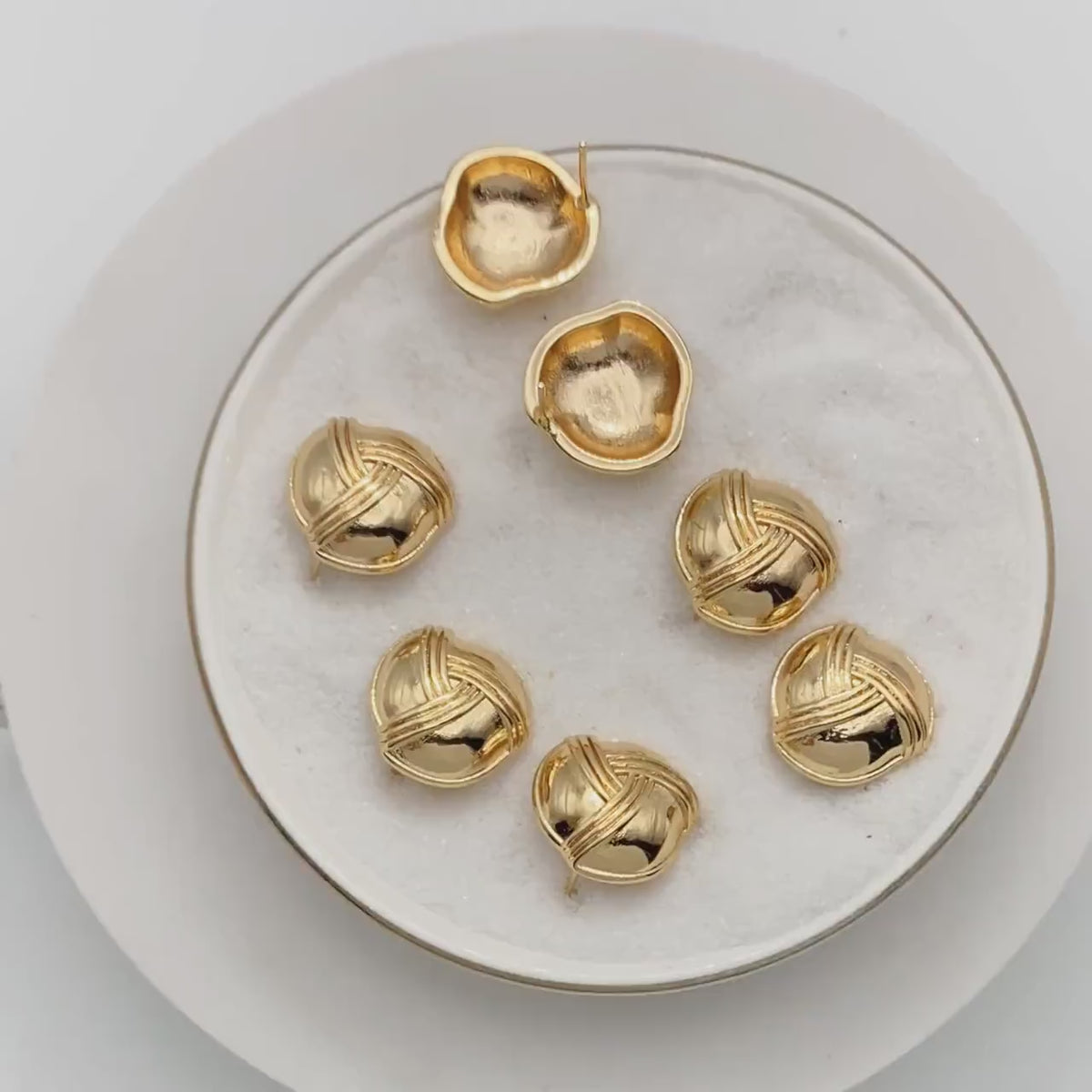 4pcs Gold Knot Stud Earrings: 18K Gold Plated Brass, 17mm (GB-4328)
