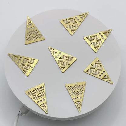 10pcs Raw Brass Triangle Charm Pendants, Brass Findings Wholesale (RB-282)