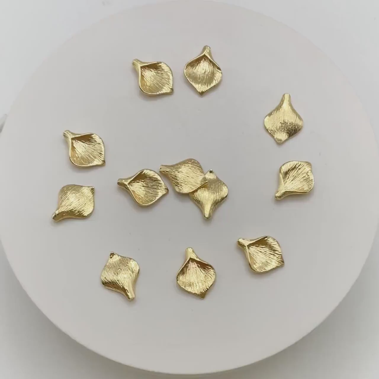 10pcs Gold plated Brass Calla Lily Bead Charms 17mm, Lead Nickel Free (GB-063)